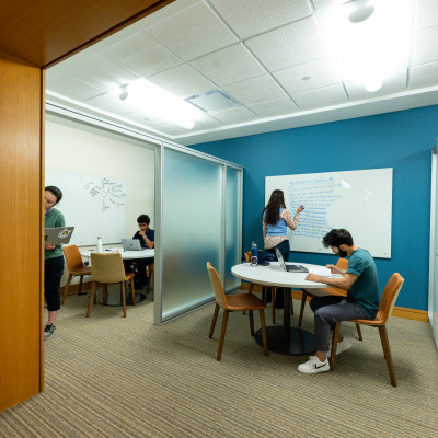 Photo showing project rooms available in Gleason Library