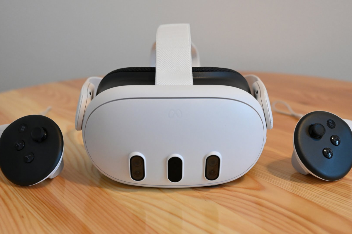 MetaQuest headset