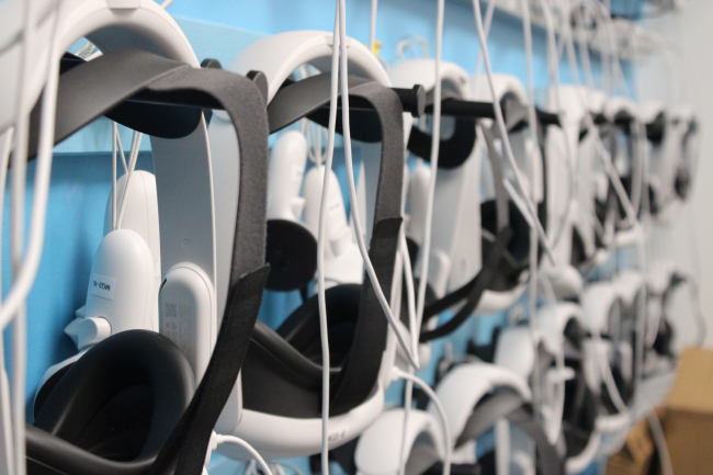 headset wall