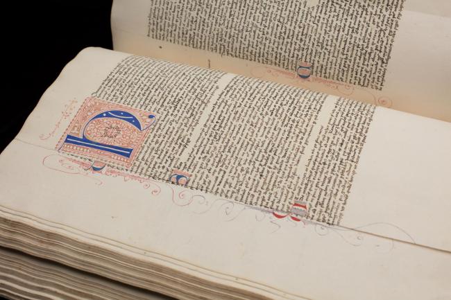 William’s 600-page manuscript, De universo (On the Universe)
